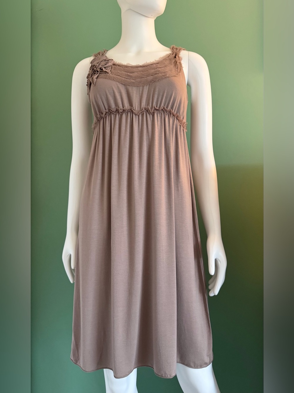 Vintage Max Studio Taupe Sleeveless Empire Waist Babydoll Dress